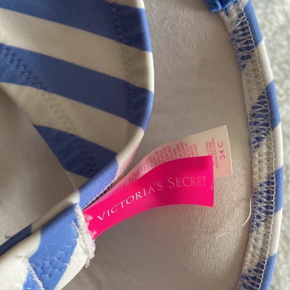 2 Bikini tops - Picture 8 of 8